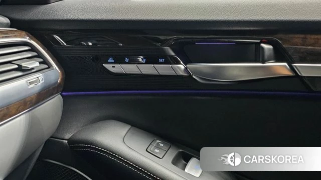 Genesis G90 id 4906825 из Кореи 32