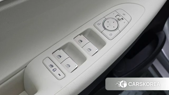 Hyundai The New Grandeur IG Hybrid id 4848959 из Кореи 32