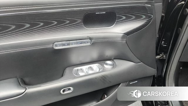 Genesis G90 (RS4) id 4195088 из Кореи 32
