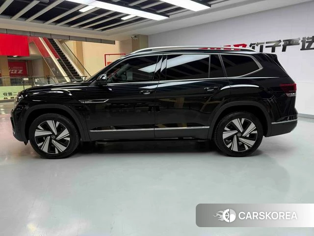 Volkswagen Tourang id 4314168 из Китая 32