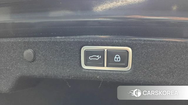Hyundai Grandeur (GN7) id 4308120 из Кореи 32