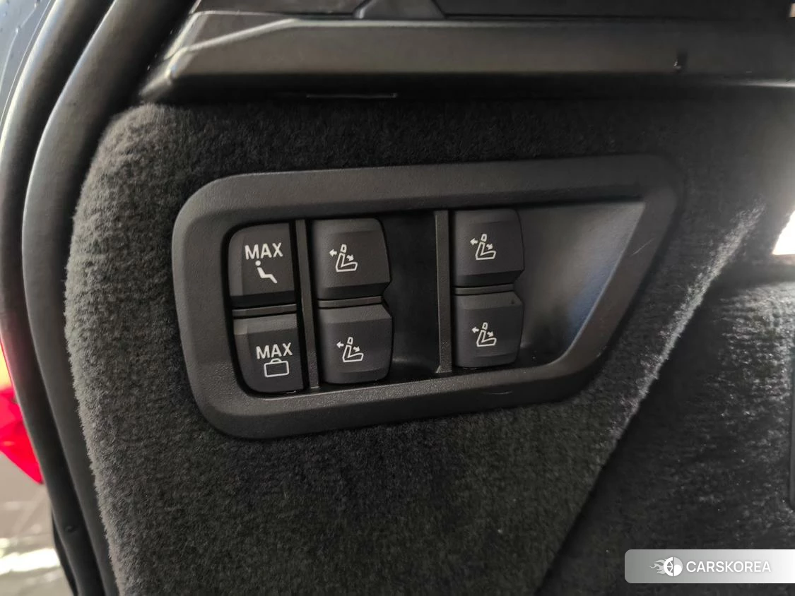 BMW X7 id 4498772 из Китая 32