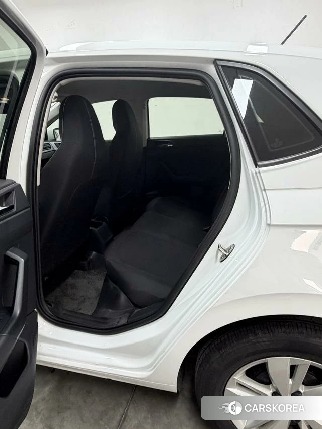 Volkswagen Polo id 4313880 из Китая 32