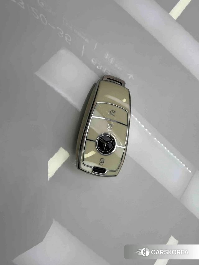 Mercedes-Benz E-class id 4264715 из Китая 33