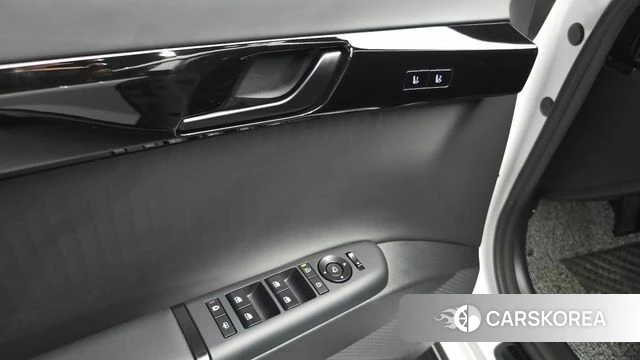 Hyundai Grandeur Hybrid (GN7) id 4720333 из Кореи 33