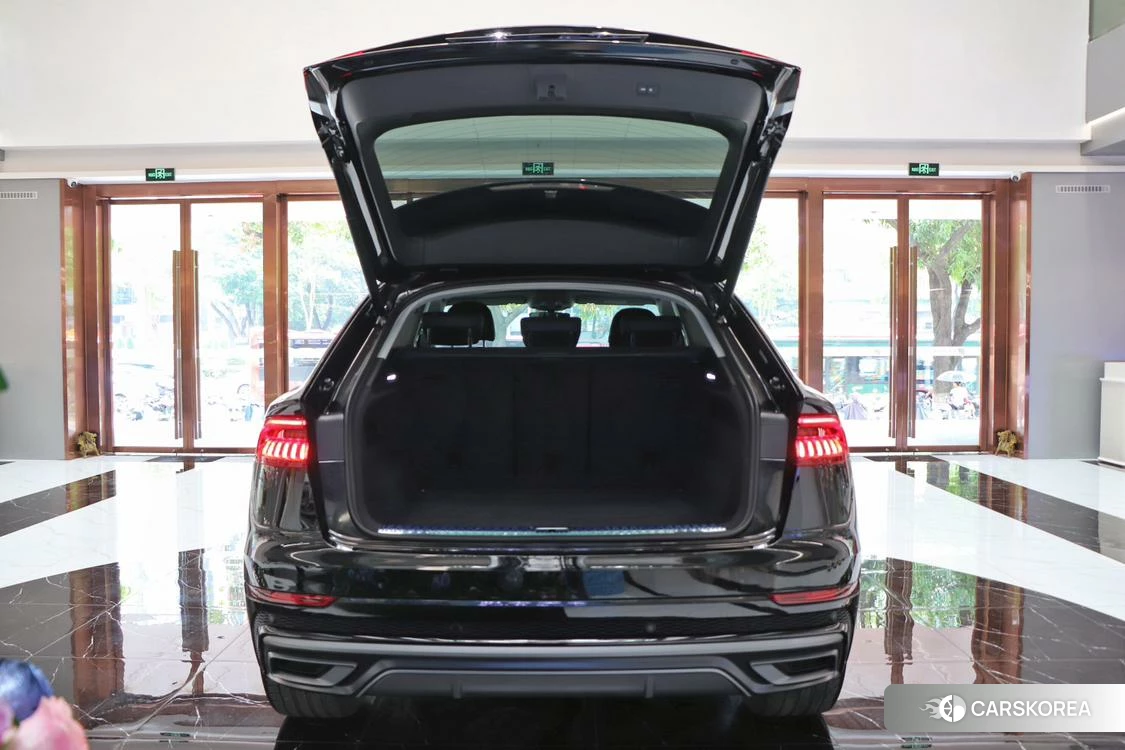 Audi Q8 id 4452812 из Китая 33