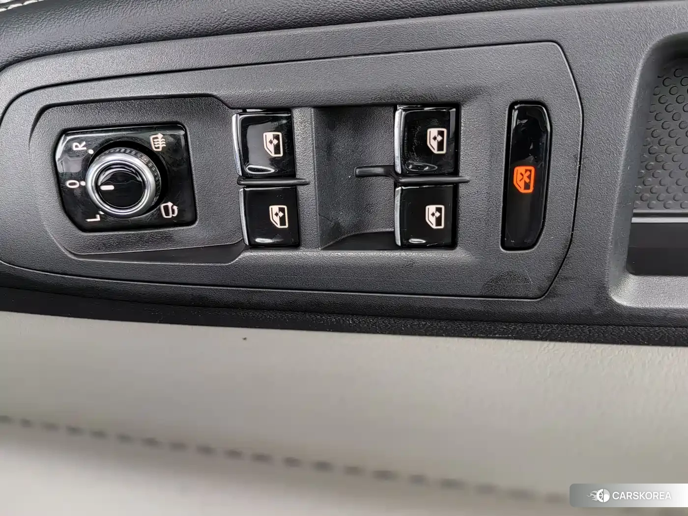 Volkswagen Tourang id 4515442 из Китая 33