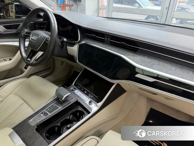 Audi A6L id 4321280 из Китая 33