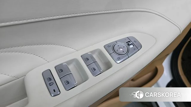 Hyundai The New Grandeur IG id 4410618 из Кореи 33