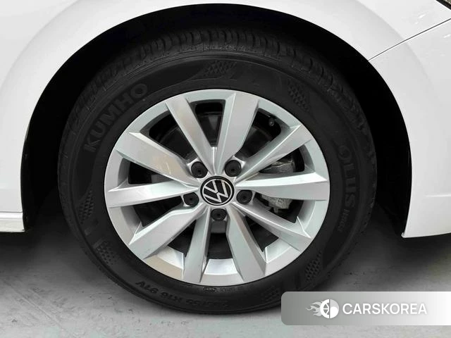 Volkswagen Bora id 4374680 из Китая 33