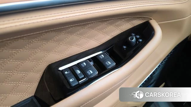 Jeep Grand Cherokee (WL) id 4650292 из Кореи 33