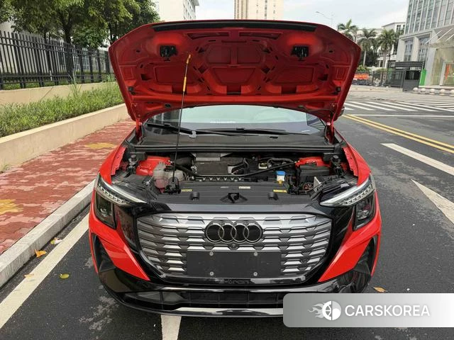 Audi Q5 e-tron id 4263930 из Китая 33