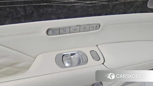 Genesis G90 (RS4) id 4624404 из Кореи 33
