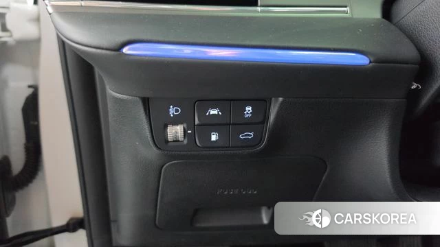 Hyundai The New Grandeur IG Hybrid id 4936444 из Кореи 33