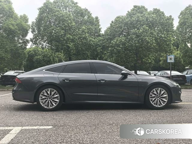 Audi A7 id 4313782 из Китая 33