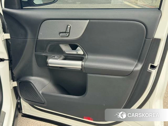 Mercedes-Benz GLA id 4313969 из Китая 33