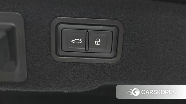 Audi S8 (D5) id 4535700 из Кореи 33