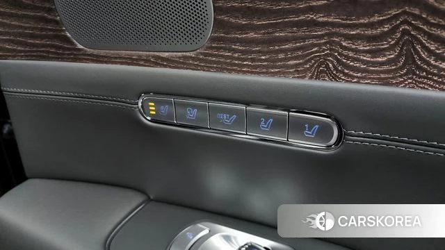 Genesis G90 (RS4) id 4230965 из Кореи 33