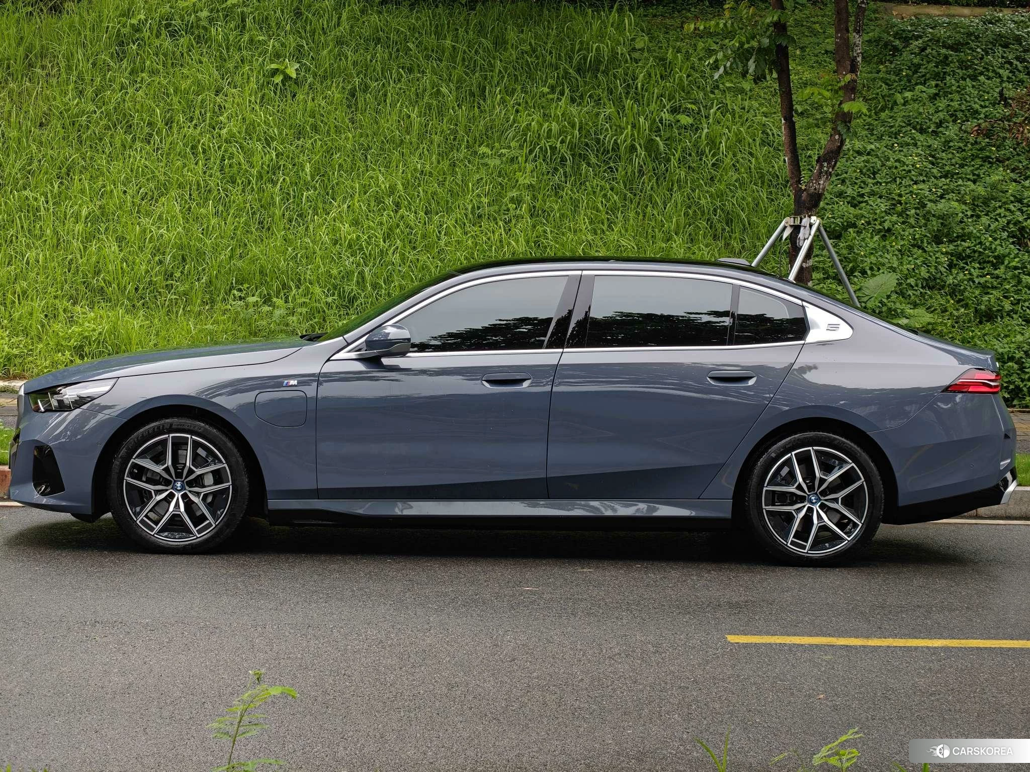 BMW i5 id 4419560 из Китая 33