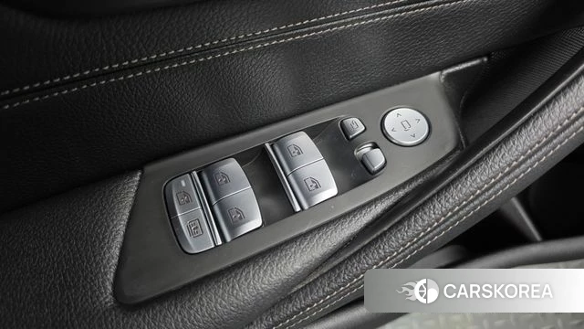 BMW 5 Series (G30) id 4899222 из Кореи 33