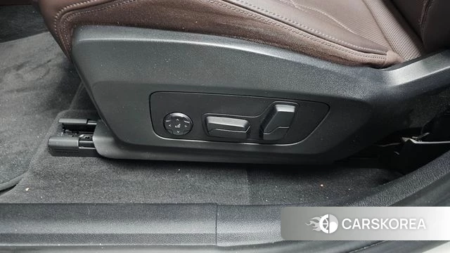 BMW iX1 (U11) id 4400859 из Кореи 33