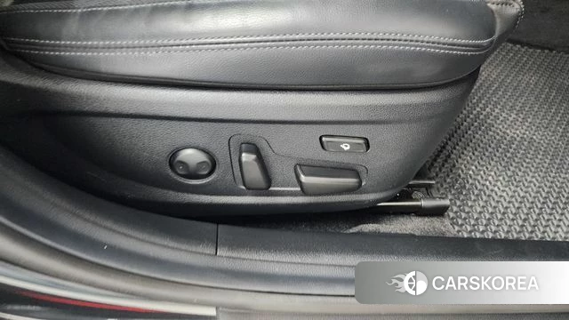 Hyundai The New Grandeur IG id 4383916 из Кореи 33