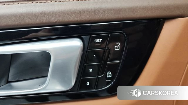Porsche Cayenne (PO536) id 4344936 из Кореи 33