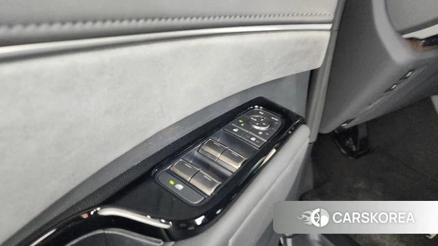 Lexus LM Second Generation id 4194175 из Кореи 33