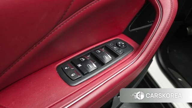Maserati Levante id 4865346 из Кореи 33