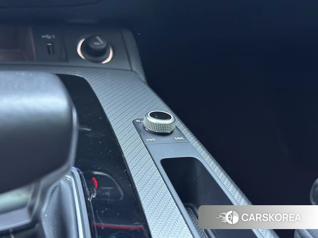 Audi Q5L id 4258868 из Китая 33