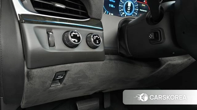 Cadillac Escalade id 4286016 из Кореи 33
