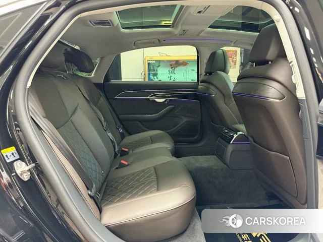 Audi A8 id 4208052 из Китая 33