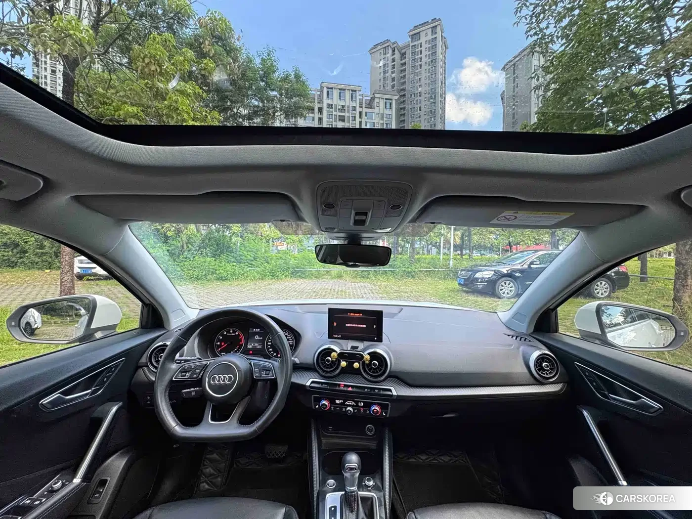 Audi Q2L id 4679870 из Китая 33