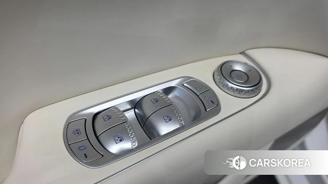Genesis G90 (RS4) id 4315689 из Кореи 33