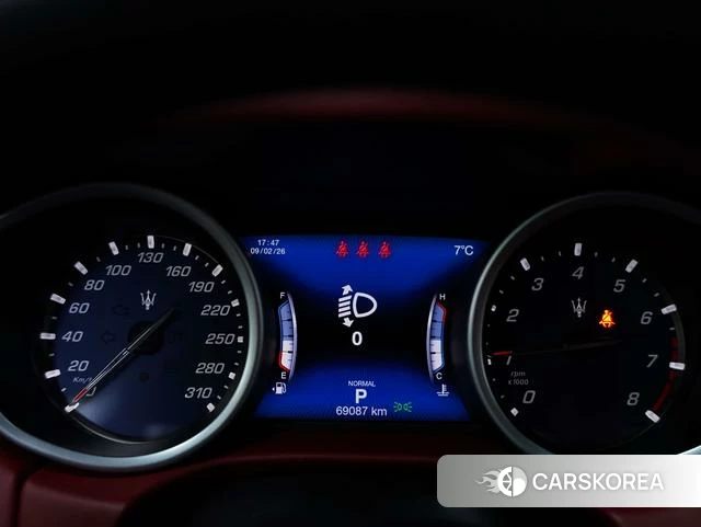Maserati Ghibli id 4211447 из Китая 33