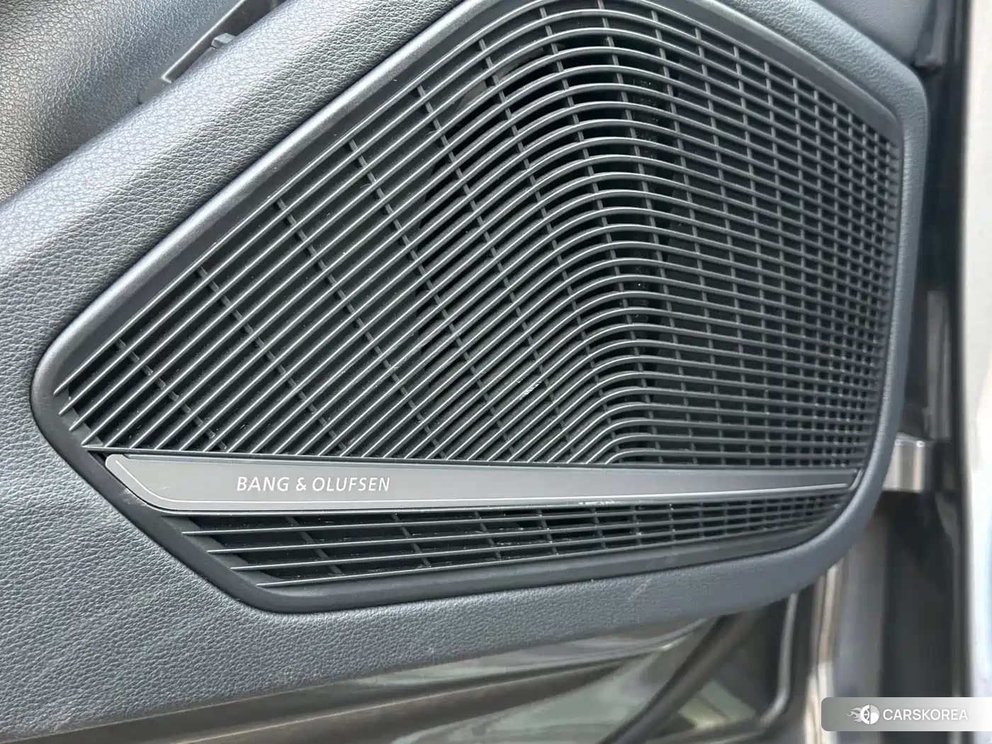 Audi A4L id 4628453 из Китая 20