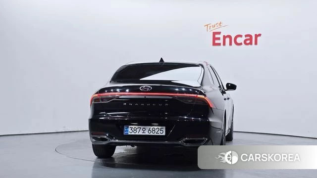 Hyundai The New Grandeur IG id 4323013 из Кореи 26