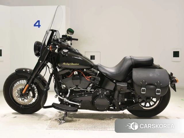 Harley-Davidson Softail Slim S FLSS1800 2016 из Японии