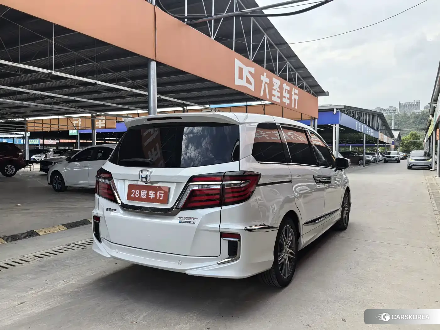 Honda Elysion 2021 Белый из Китая, фото 4