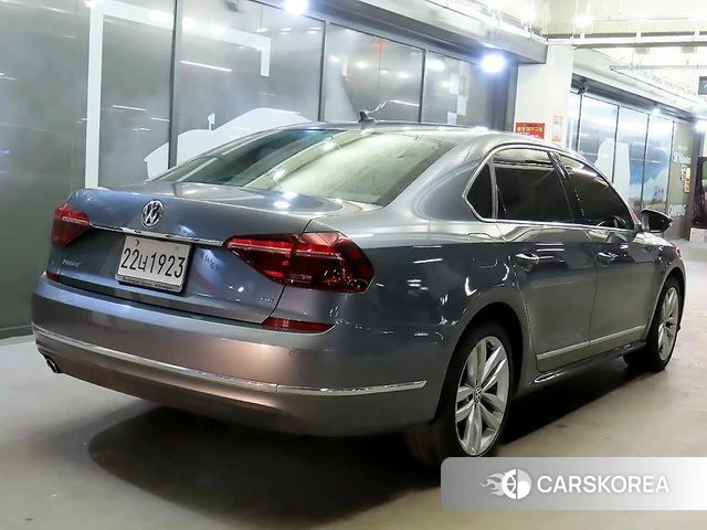 Volkswagen The New Passat id 4305031 из Кореи 14