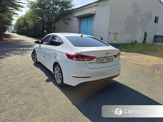 Hyundai Avante AD id 3857420 из Кореи 14