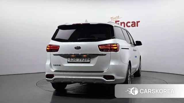 Kia The New Carnival id 3899716 из Кореи 14