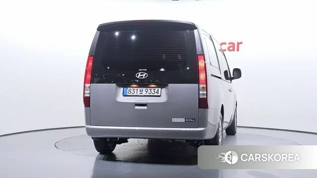 Hyundai Staria id 4349118 из Кореи 14