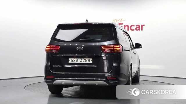 Kia The New Carnival id 3853979 из Кореи 14