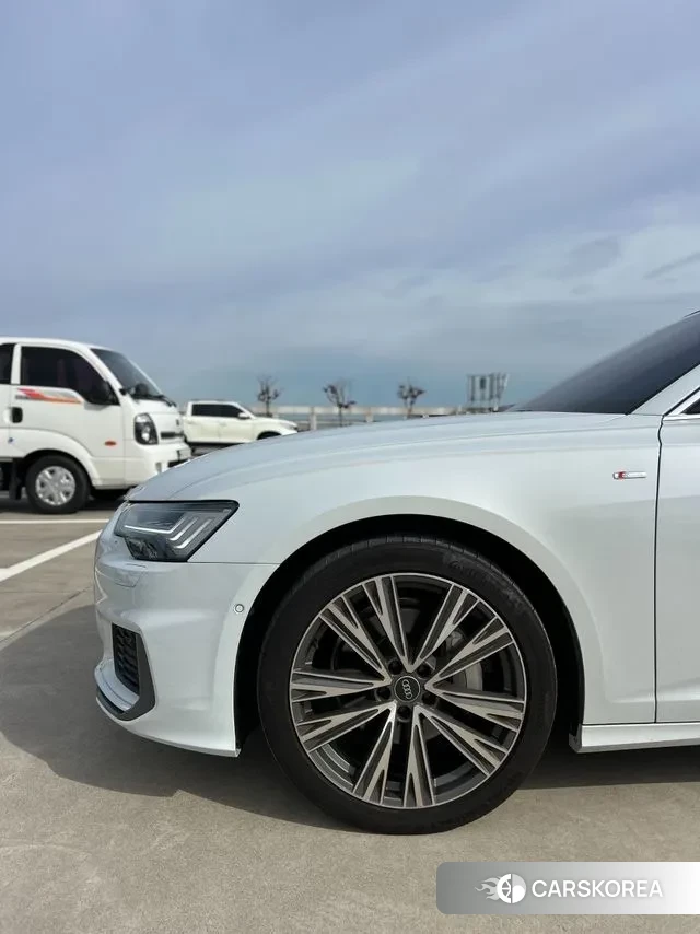 Audi A6 (C8) id 3207007 из Кореи 14