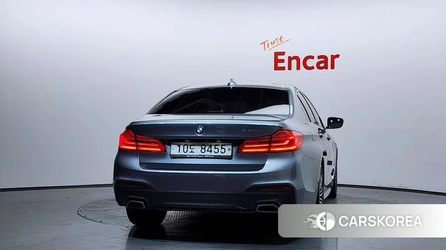 BMW 5 Series (G30) id 4356765 из Кореи 27