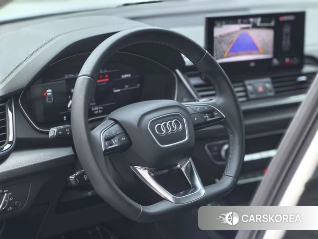 Audi Q5L id 4276652 из Китая 14