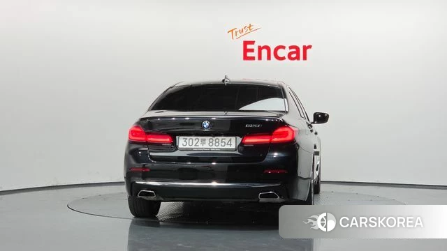BMW 5 Series (G30) id 4682555 из Кореи 14