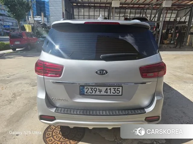 Kia The New Carnival id 3248835 из Кореи 14