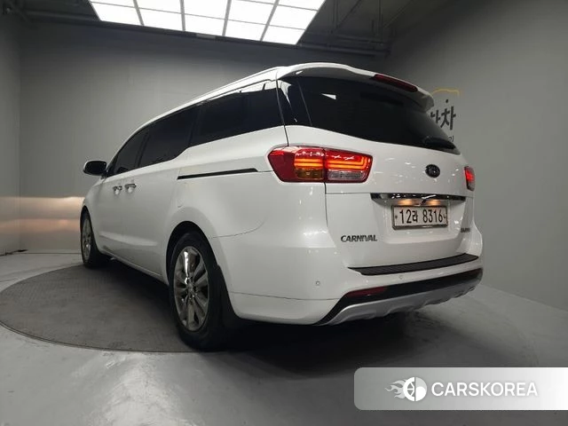 Kia All New Carnival id 3856628 из Кореи 14